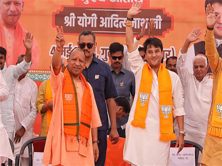 UP CM Yogi Adityanath campaigns for Jyotiraditya Scindia, calls him 'charioteer of development'