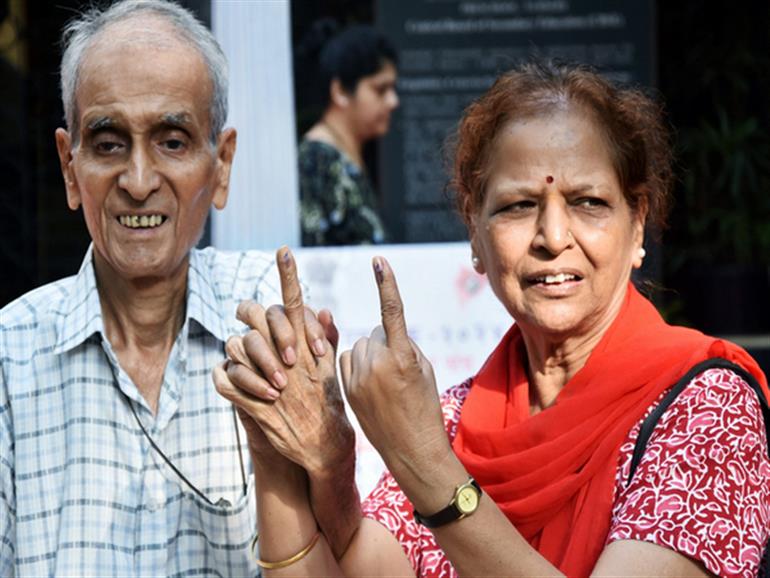 Assembly polls: Maharashtra records 45.53 pc voter turnout by 3 pm; 61.47 pc polling in Jharkhand