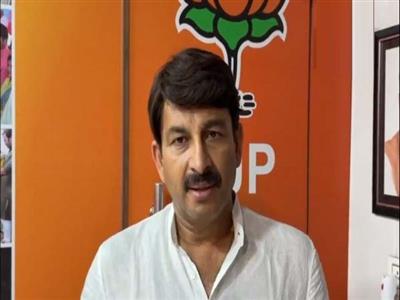 BJP's Manoj Tiwari accuses CM Kejriwal of 
