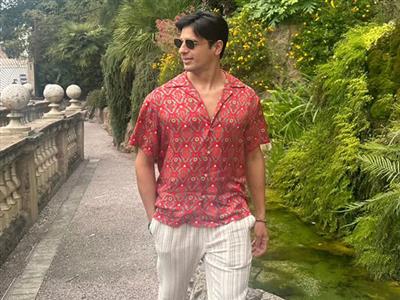 Sidharth Malhotra rocks summer look in new pics from his European vacation