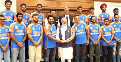 PM Modi meets victorious ICC T20 World Cup team at his residence