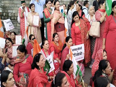 Mahila Congress holds protest for women's safety, security in Himachal