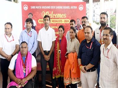 Shrine Board extends grand welcome to Paralympic medalists Sheetal Devi, Rakesh Kumar