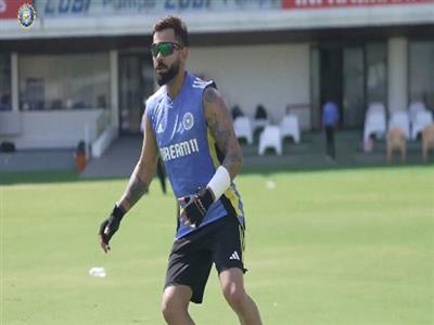 Virat Kohli's team win fielding competition during practice session in Chennai