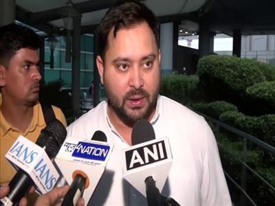 Tejashwi Yadav criticizes Bihar's law and order after violent incidents in Nawada