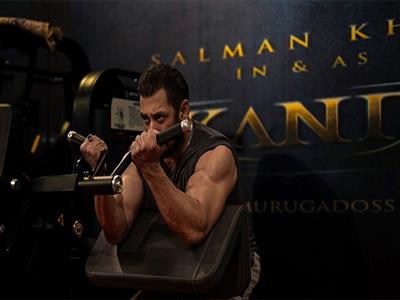 Check out Salman Khan's intense workout as he gears up for his film 'Sikandar'