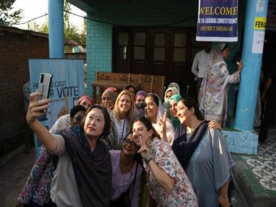 Foreign diplomats witness assembly polls in J-K, delegation visits polling stations