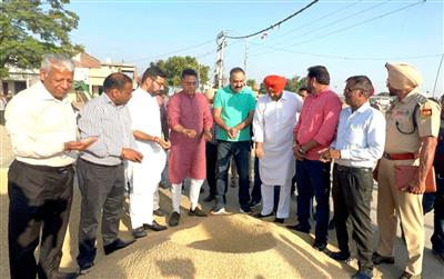 Minister & DC review, paddy procurement arrangements