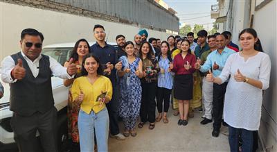 Mits Healthcare Owner, M.K. Bhatia, Gifts 15 Cars to Employees (Celebrities) Ahead of Diwali