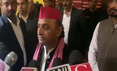 Akhilesh Yadav defends MLA Suresh Yadav's remark on BJP being 