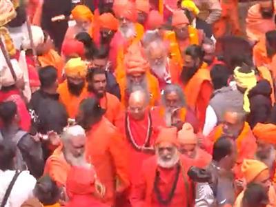 Anand Akhada's Peshwai arrives in prayagraj as preparations intensify for Mahakumbh Mela 2025