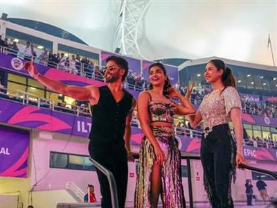 Shahid Kapoor, Sonam Bajwa, Pooja Hegde perform at ILT20 Season 3 opening ceremony