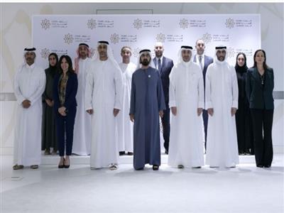 Mohammed bin Rashid meets with members of Board of Young Arab Leaders