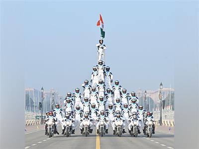 Indian Army's Daredevils set new world record for highest human pyramid