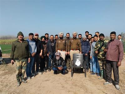 BSF, STF thwart drug smuggling attempt at Amritsar border, one held