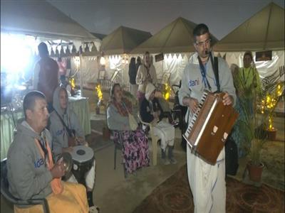 Prayagraj: Devotees from Russia, Ukraine participate in Maha Kumbh Mela, chant 'Hare Rama Hare Krishna'