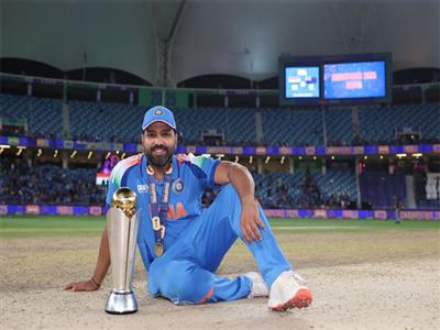 With heroics in Champions Trophy final, Rohit Sharma joins MS Dhoni in exclusive captain's club