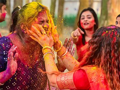 'Jumma time can't be extended, residents to halt holi for two hours': Darbhanga Mayor