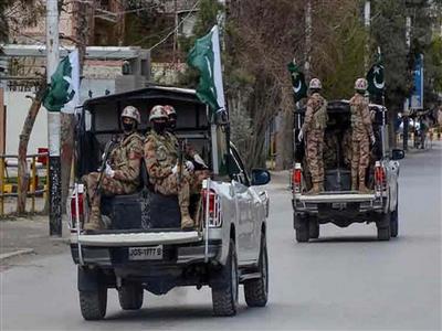 Pakistan: 2 soldiers, 9 terrorists killed during raids by security forces