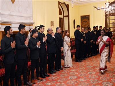 President Murmu meets officer trainees of the Indian Naval Material Management Service and Indian Naval Armament Service