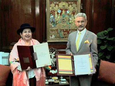 Jaishankar, Bolivia's foreign minister discusses bilateral ties, signs Quick Impact Projects agreement